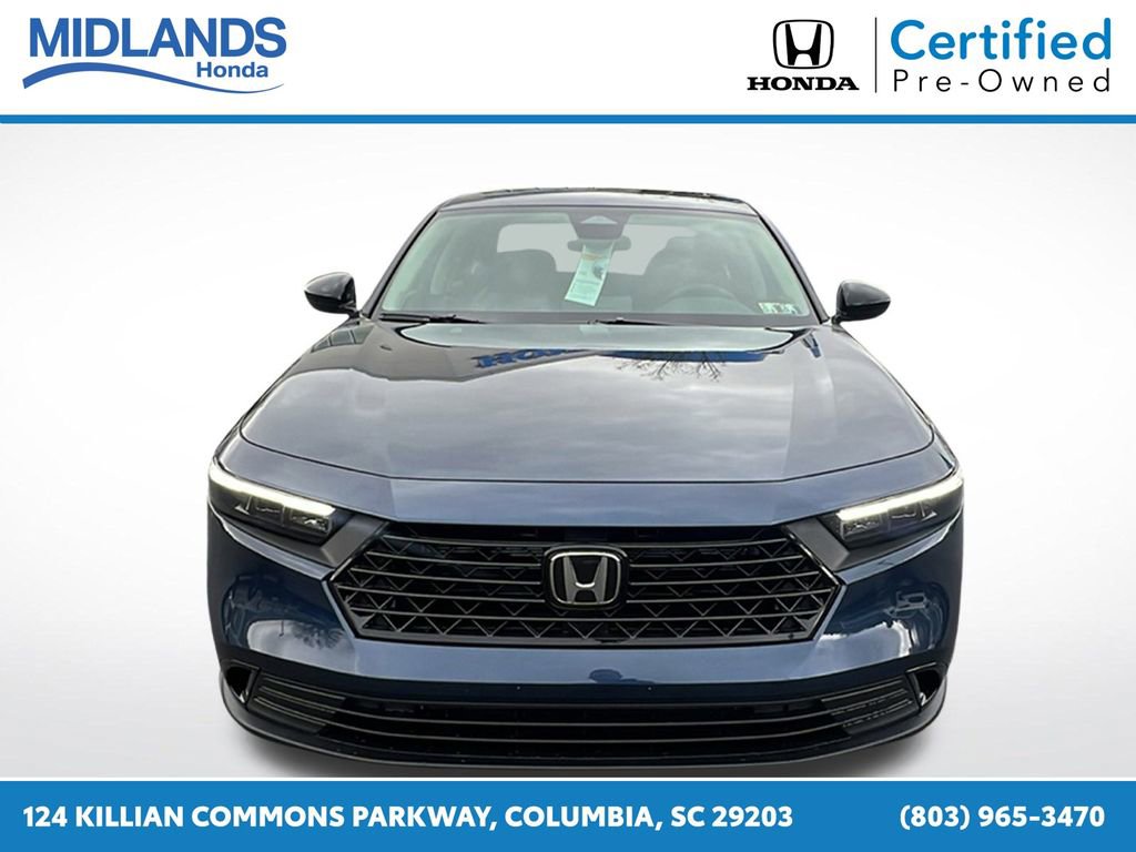 Certified 2025 Honda Accord SE image 3