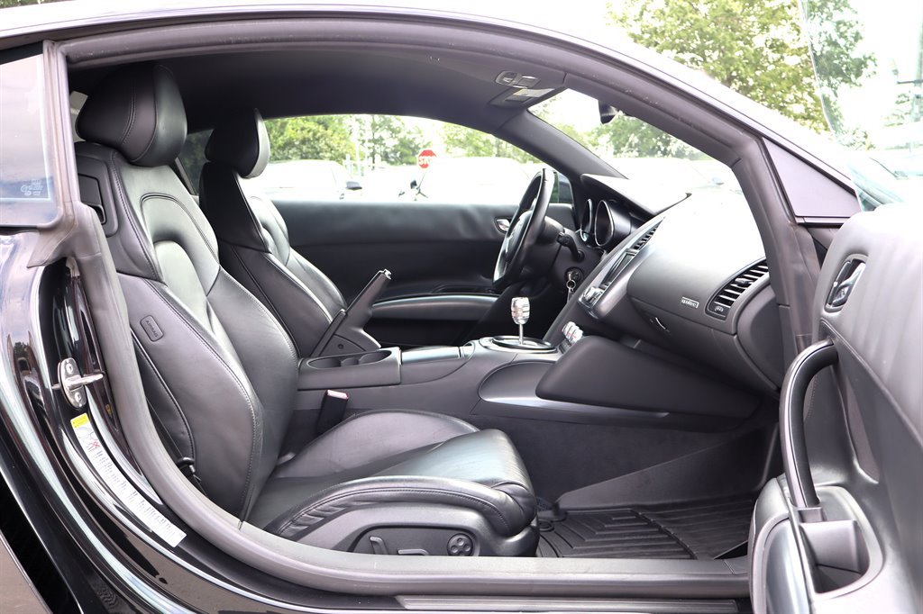 Used 2010 Audi R8 V8 AWD/4WD image 26