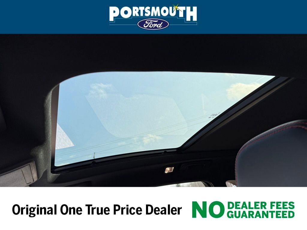 Used 2025 Ford Escape ST-Line Select w/ Tech Pack #2 image 8