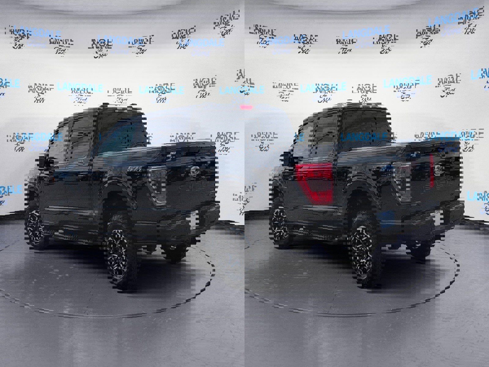 Used 2023 Ford F150 XLT w/ Equipment Group 302A High image 9