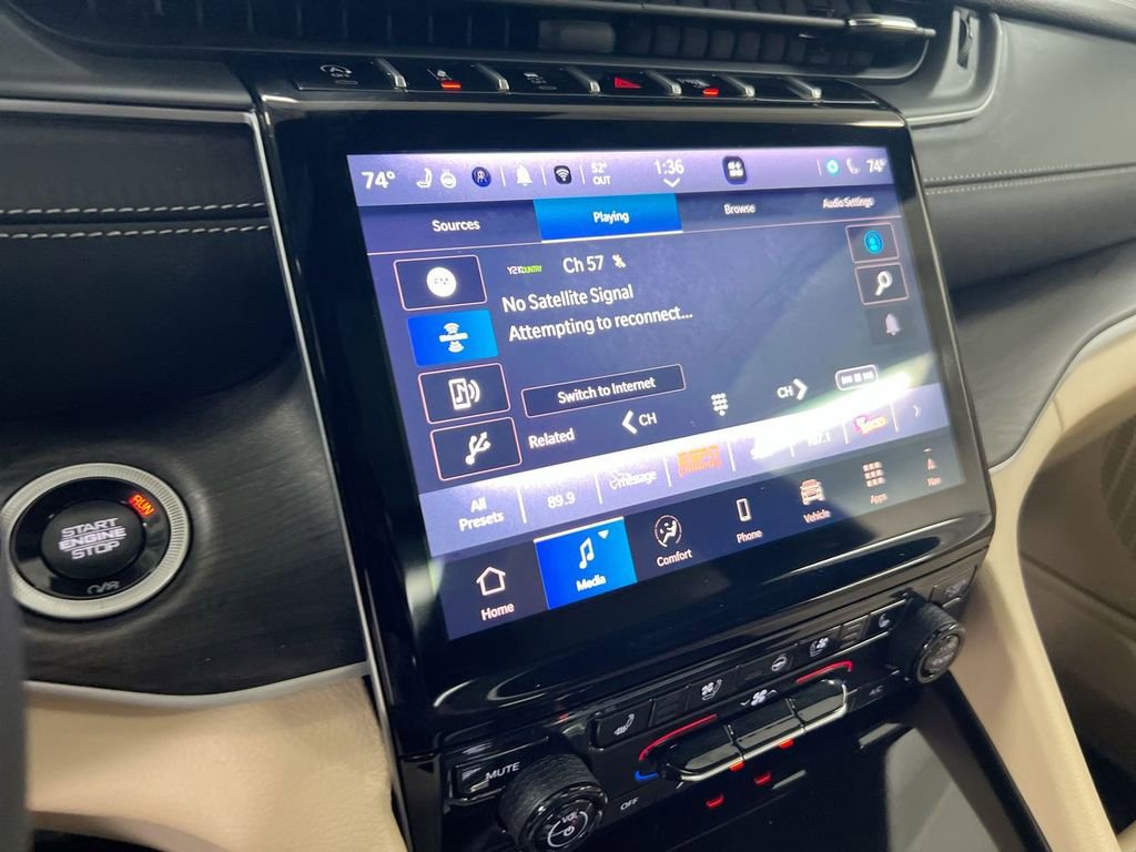 New 2025 Jeep Grand Cherokee L Limited w/ Luxury Tech Group II image 13