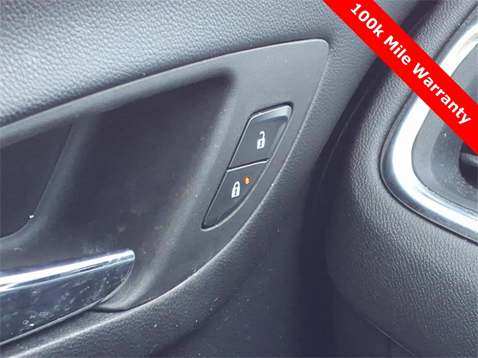 Used 2023 Chevrolet Equinox LS image 24