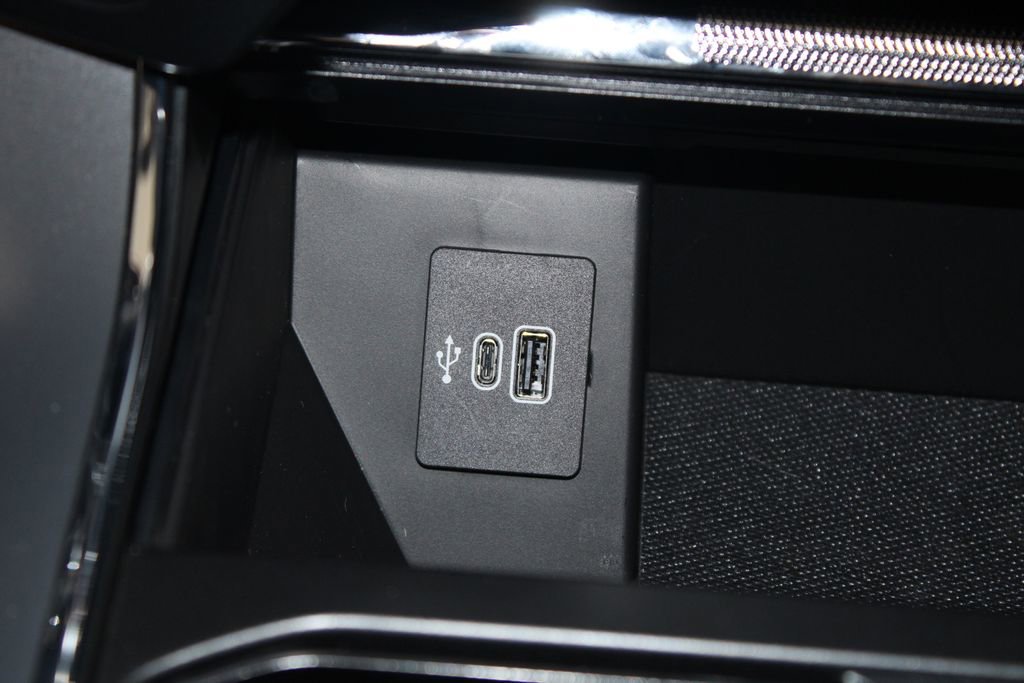 New 2025 Ford F150 Lariat w/ Equipment Group 501A Mid image 47