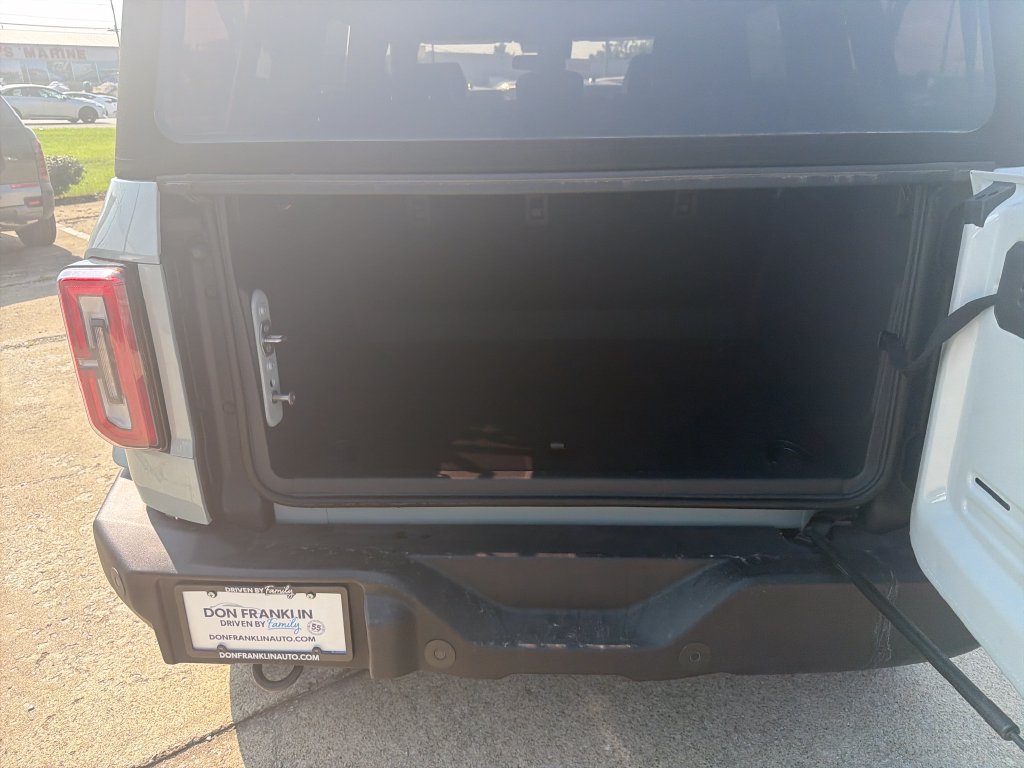 Used 2024 Ford Bronco Outer Banks AWD/4WD image 10