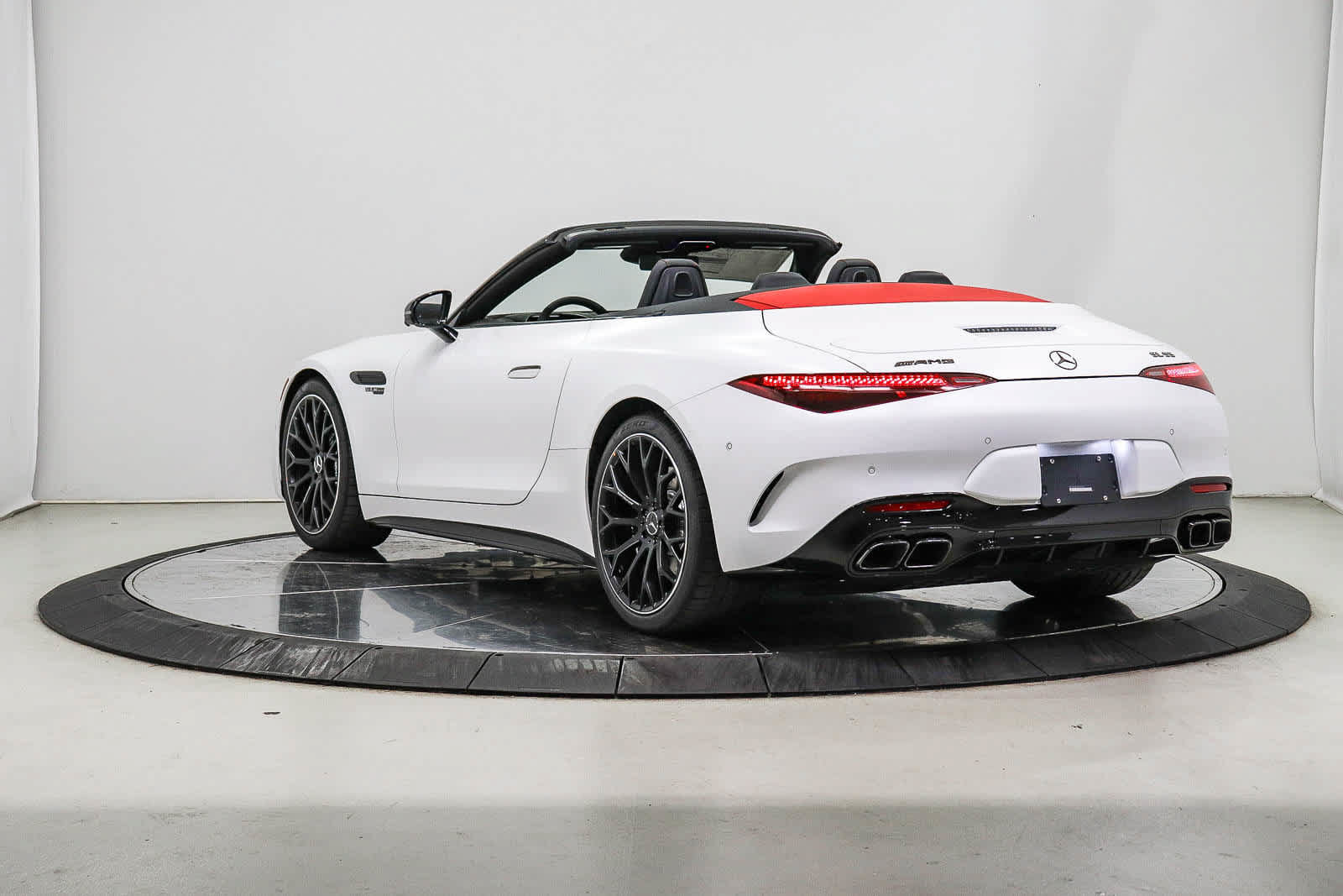New 2027 Mercedes-Benz SL 55 AMG 4MATIC image 8