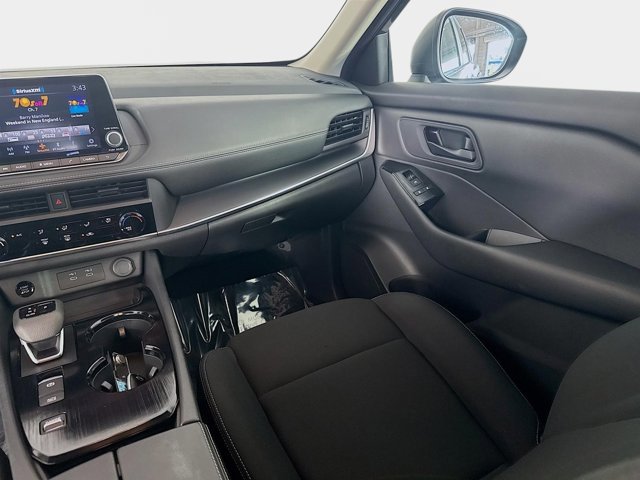 Certified 2025 Nissan Rogue S image 23