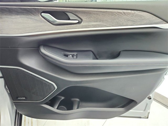 Used 2022 Jeep Grand Cherokee L Limited image 49