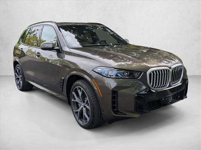 New 2026 BMW X5 xDrive50e w/ M Sport Package AWD/4WD image 4