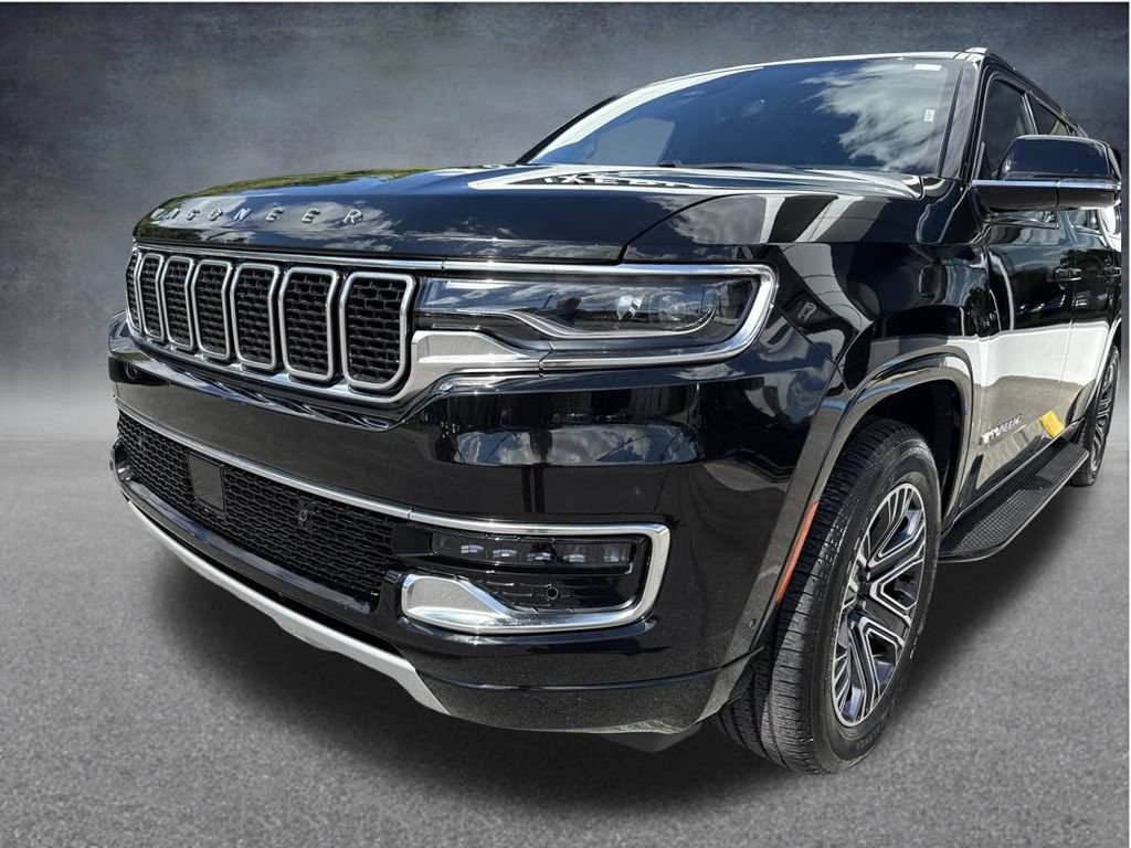 Used 2025 Jeep Wagoneer L Series II AWD/4WD image 10