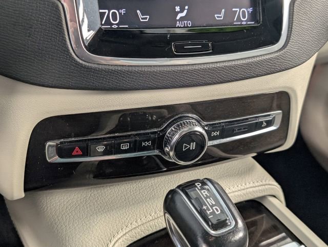 Used 2019 Volvo XC90 T6 Momentum w/ Advanced Package image 21