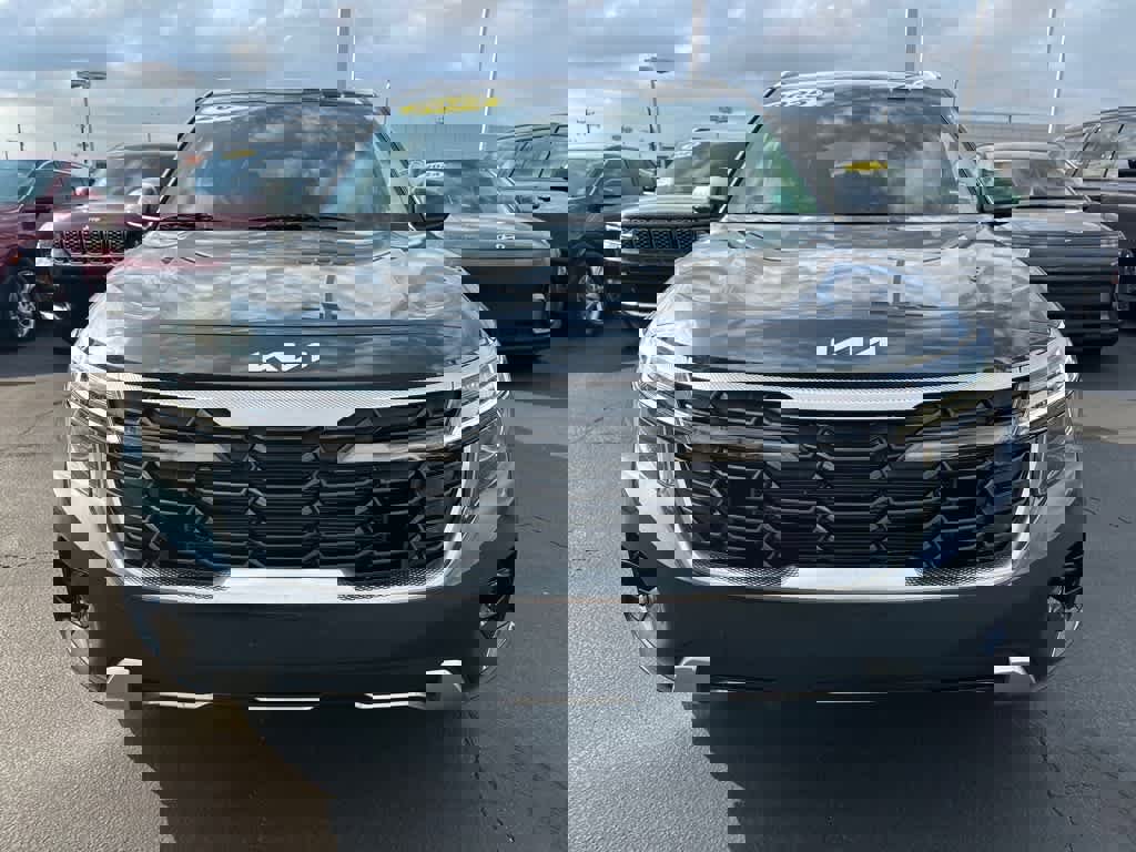 Used 2025 Kia Seltos EX w/ EX Sunroof Package image 8