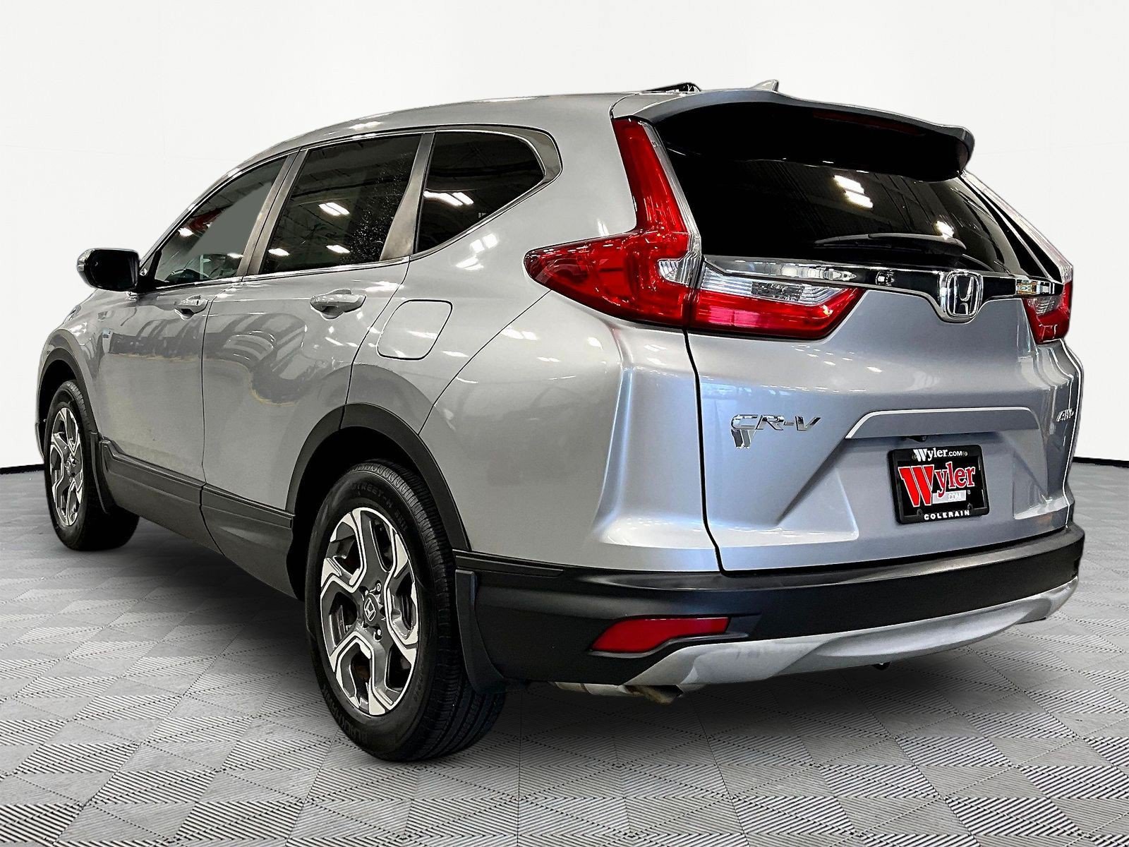 Used 2017 Honda CR-V EX-L image 4