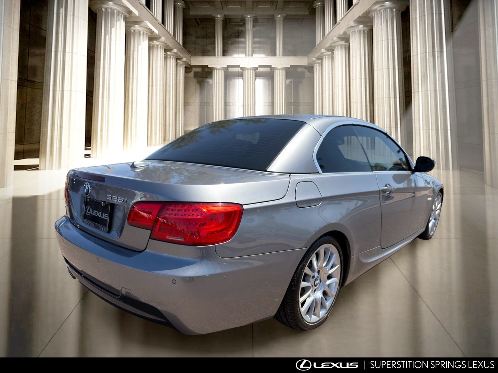 Used 2013 BMW 328i Convertible RWD image 4