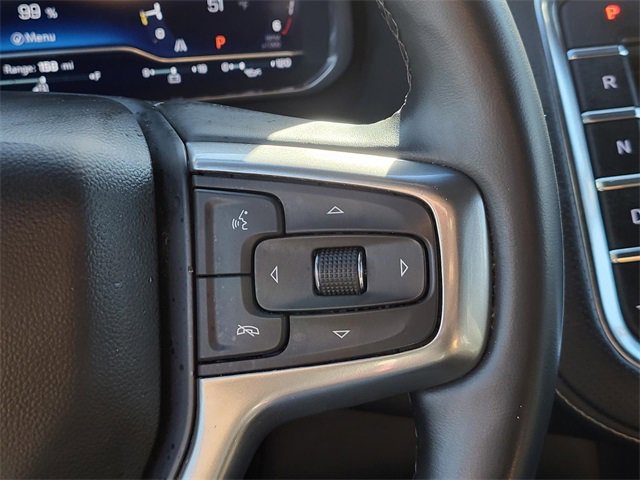 Used 2023 Chevrolet Suburban Premier image 29