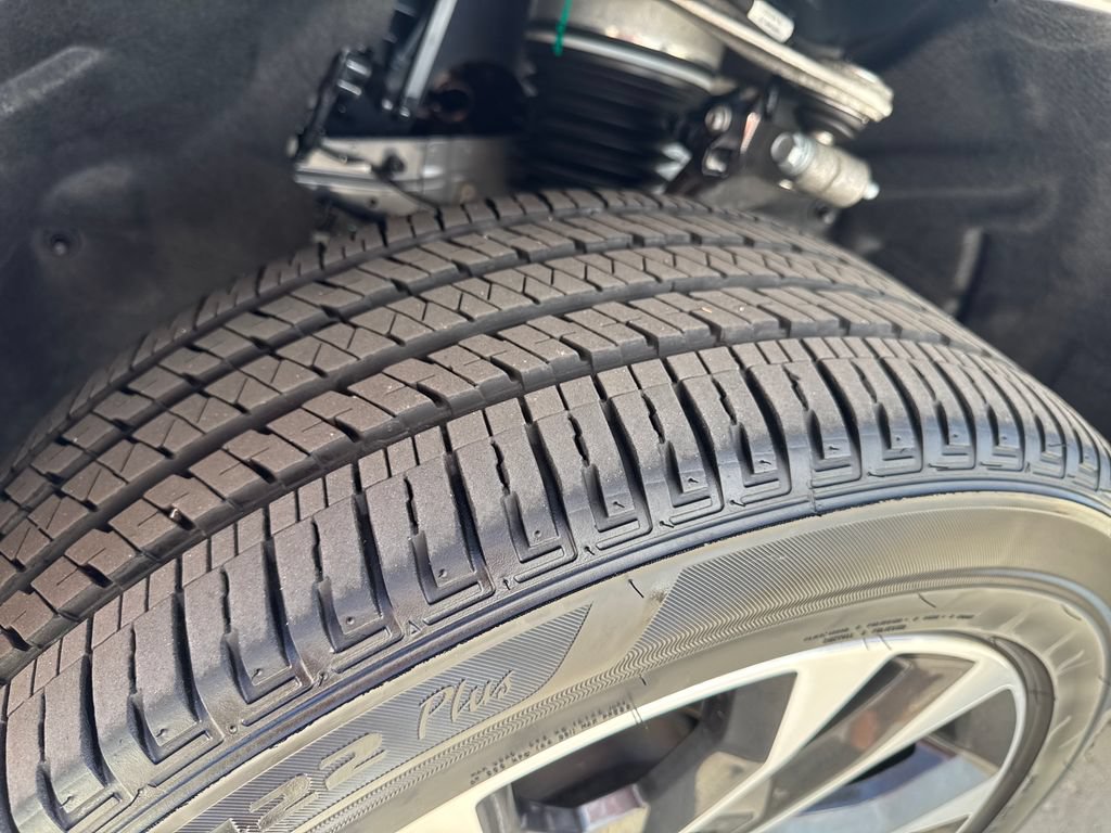 Used 2022 Jeep Grand Cherokee Overland AWD/4WD image 29