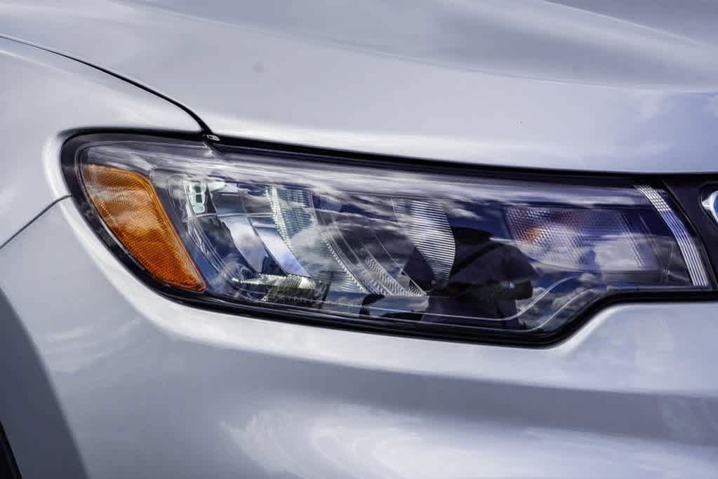 New 2025 Jeep Compass Sport AWD/4WD image 33