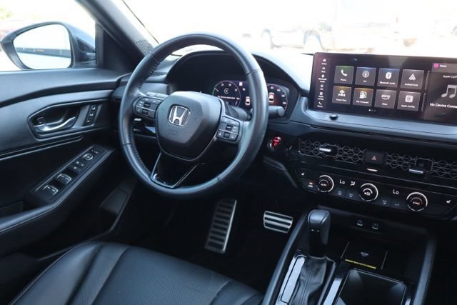 Used 2025 Honda Accord Sport image 11