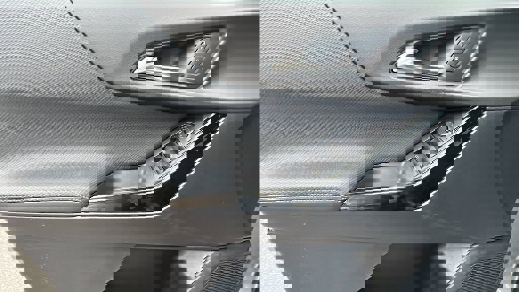 New 2026 Chevrolet Equinox LT image 14