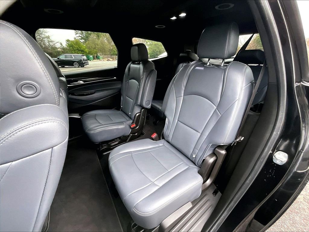 Certified 2022 Buick Enclave Essence w/ Experience Buick Package image 25