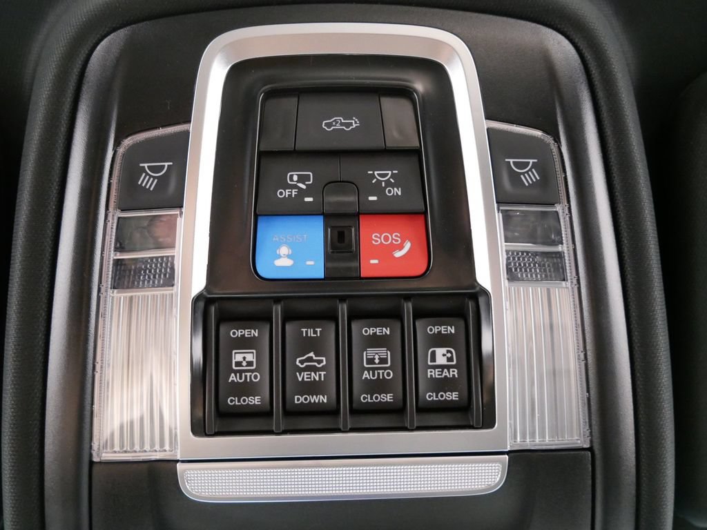 New 2026 RAM 1500 Laramie AWD/4WD image 27