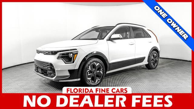 Used 2023 Kia Niro Wind w/ Wind Preserve Package FWD image 1