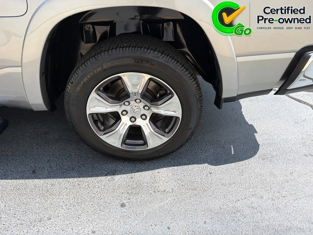 Used 2019 RAM 1500 Laramie AWD/4WD image 23