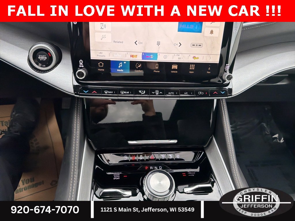 New 2026 Jeep Grand Wagoneer L Limited image 32