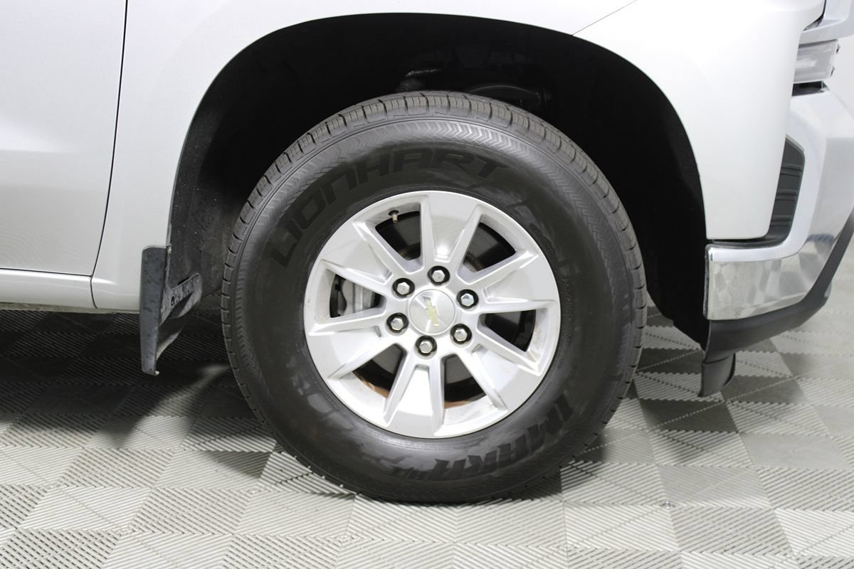 Used 2022 Chevrolet Silverado 1500 LT w/ LPO, Dark Essentials Package RWD image 15