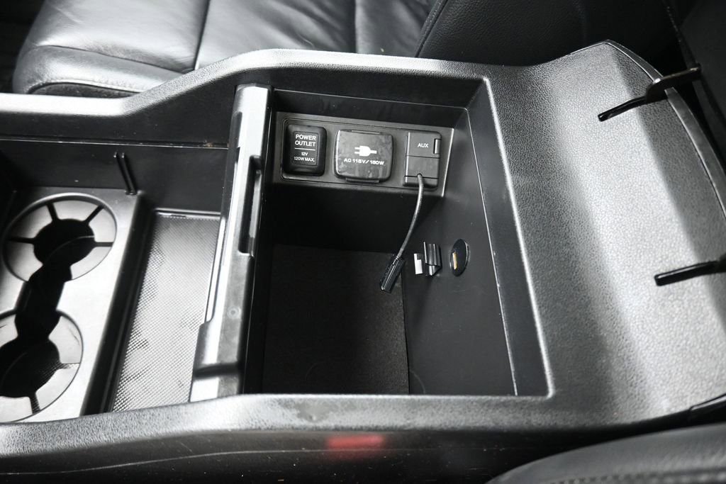 Used 2015 Honda Pilot Touring image 26