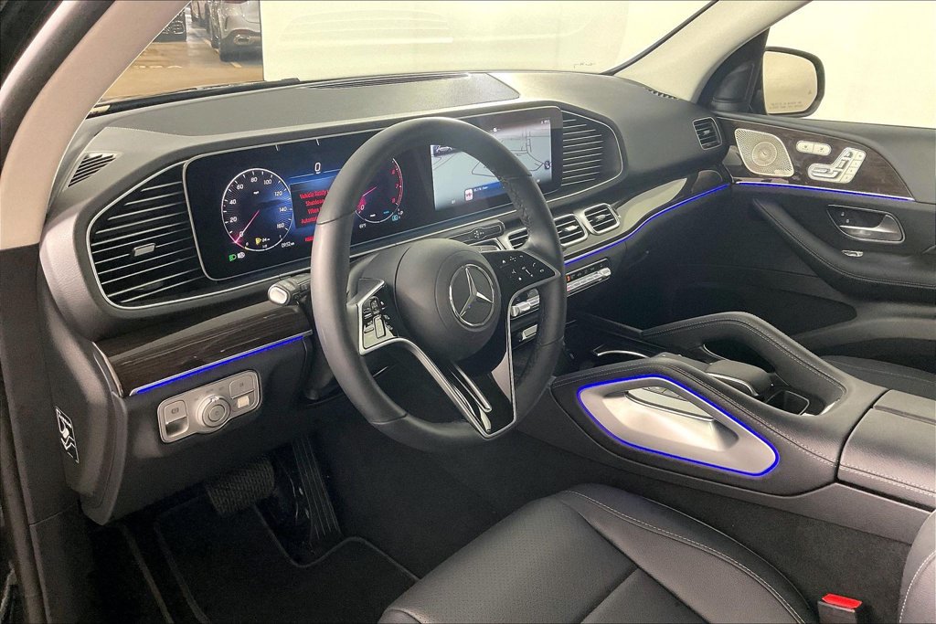 New 2026 Mercedes-Benz GLE 450 4MATIC w/ Winter Package image 6