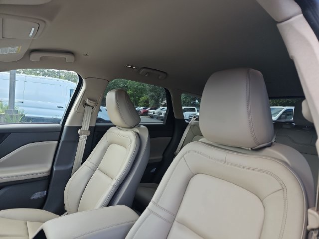 Used 2023 Lincoln Corsair FWD image 15