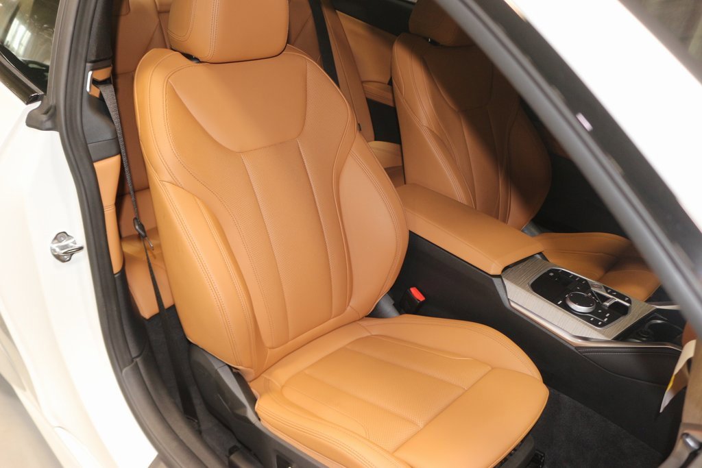 Used 2025 BMW 430i xDrive Coupe w/ M Sport Package image 23