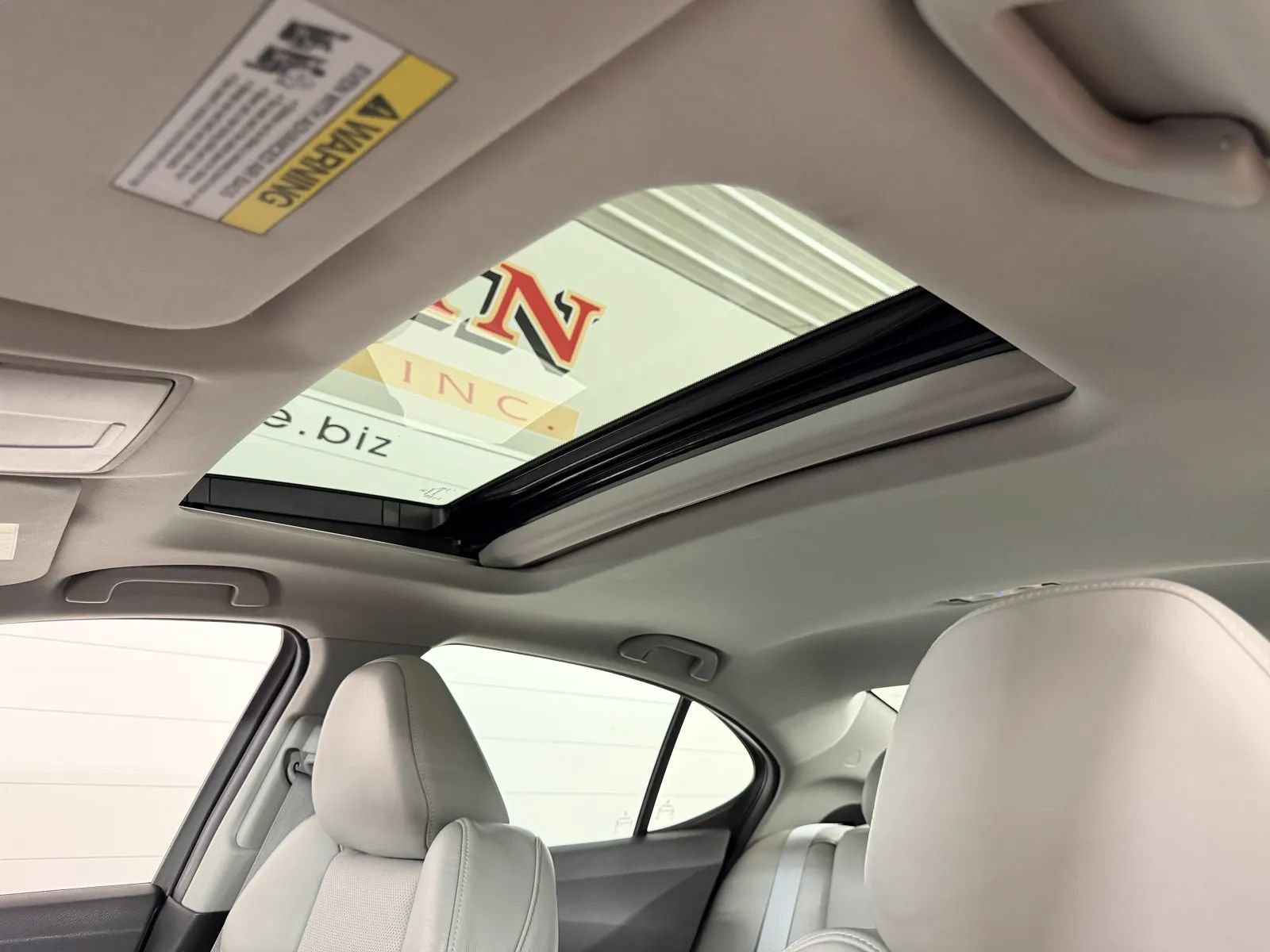 Used 2015 Acura TLX w/ Advance Package FWD image 14