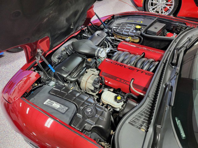 Used 2002 Chevrolet Corvette Coupe w/ Preferred Equipment Group2 image 20