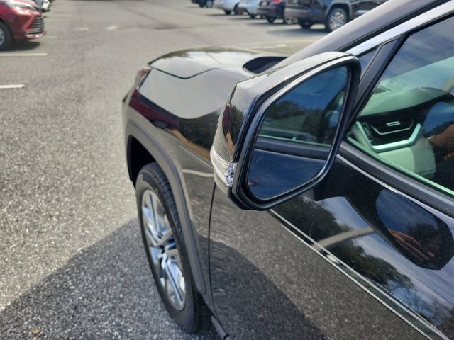 Used 2023 Toyota RAV4 XLE Premium image 18