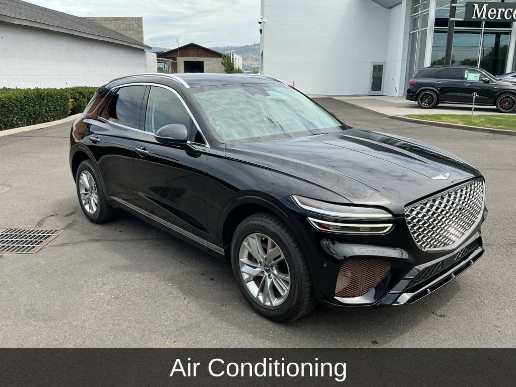 Used 2022 Genesis GV70 2.5T AWD/4WD image 7