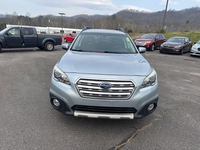 Used 2017 Subaru Outback 2.5i Limited w/ Popular Package #5 image 3