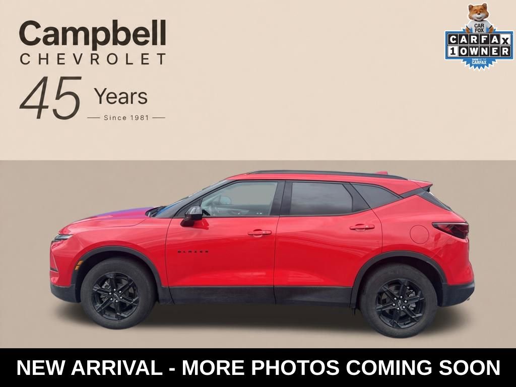 Used 2024 Chevrolet Blazer LT w/ Convenience Package FWD image 2