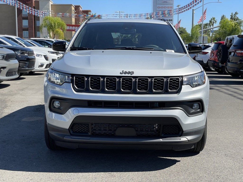 New 2026 Jeep Compass Latitude image 9