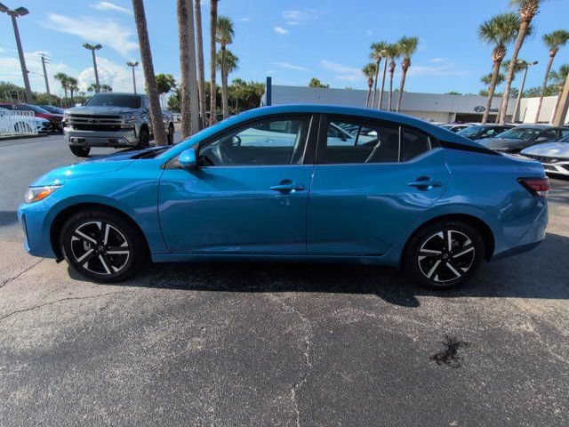 Used 2025 Nissan Sentra SV FWD image 7