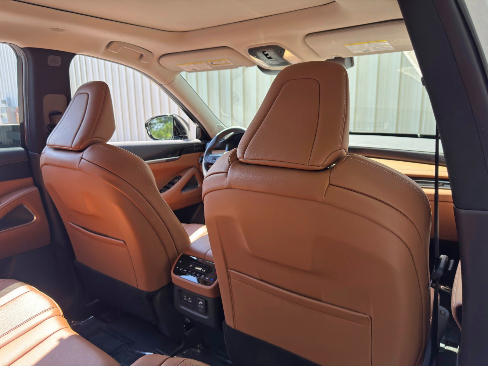 Used 2025 INFINITI QX60 Sensory w/ Vision Package AWD/4WD image 37