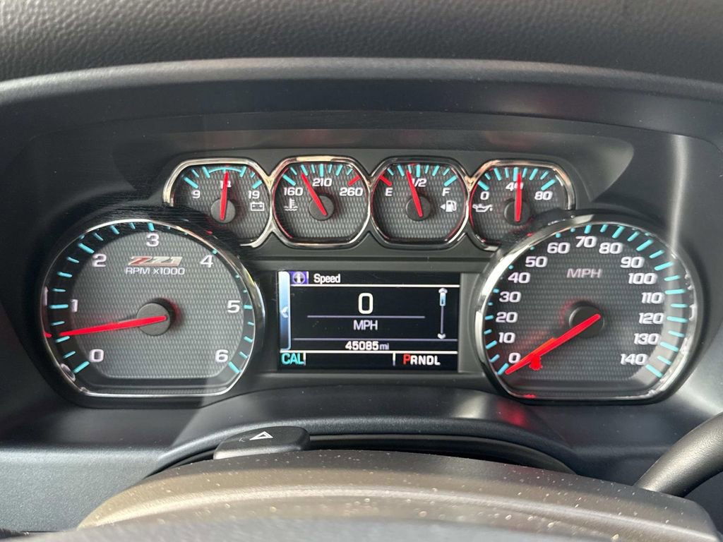 Used 2018 Chevrolet Silverado 1500 LT w/ All Star Edition AWD/4WD image 11