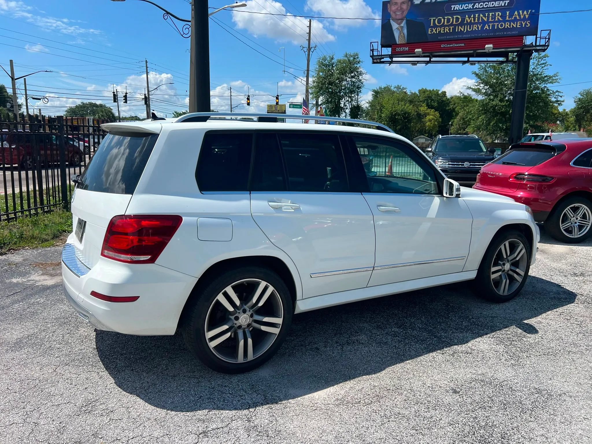 Used 2015 Mercedes-Benz GLK 350 2WD image 5