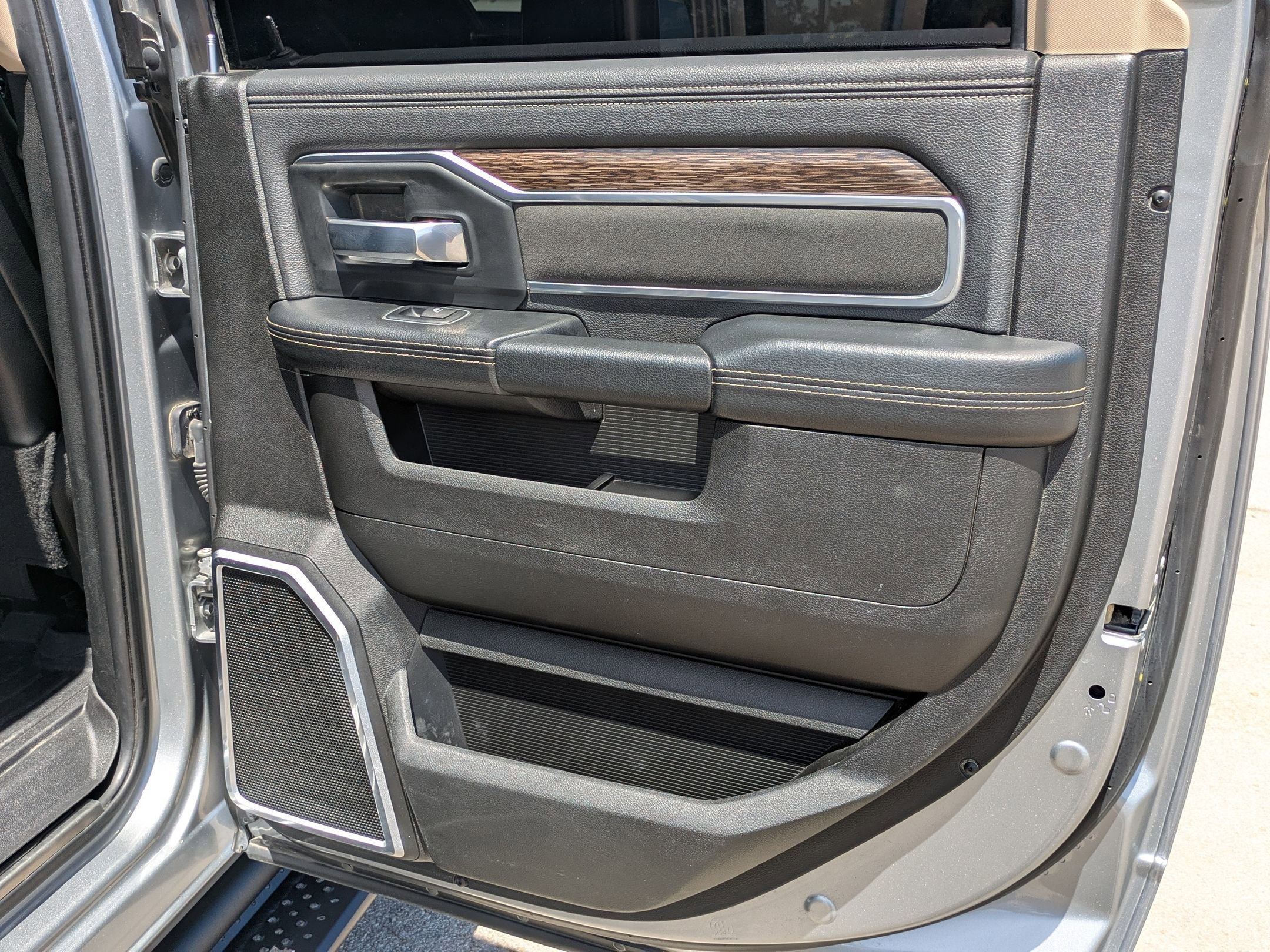 Used 2021 RAM 2500 Laramie image 26