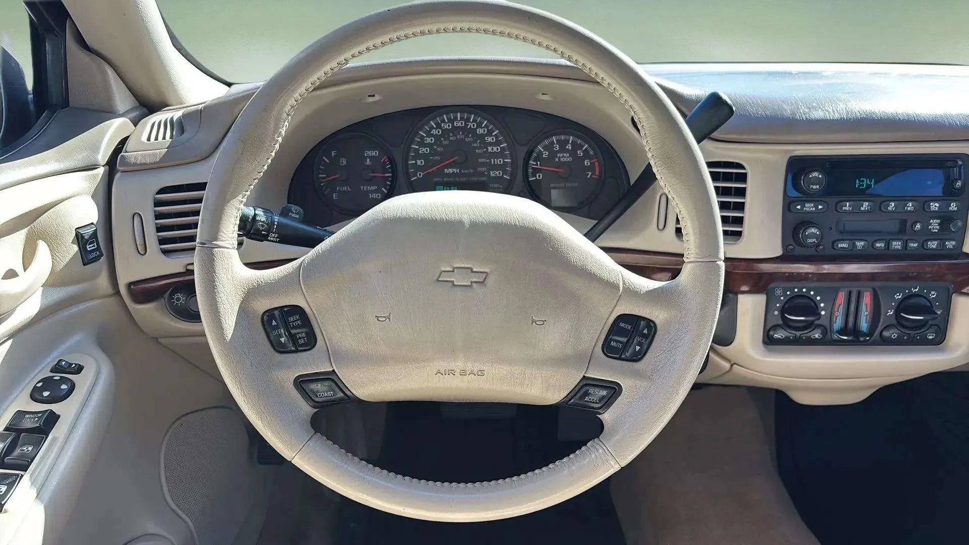 Used 2005 Chevrolet Impala LS w/ Preferred Equipment Group image 28