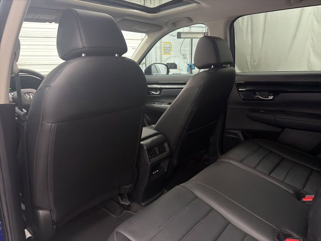 Used 2025 Honda CR-V EX-L image 18