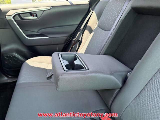 Certified 2025 Toyota RAV4 XLE AWD/4WD image 16