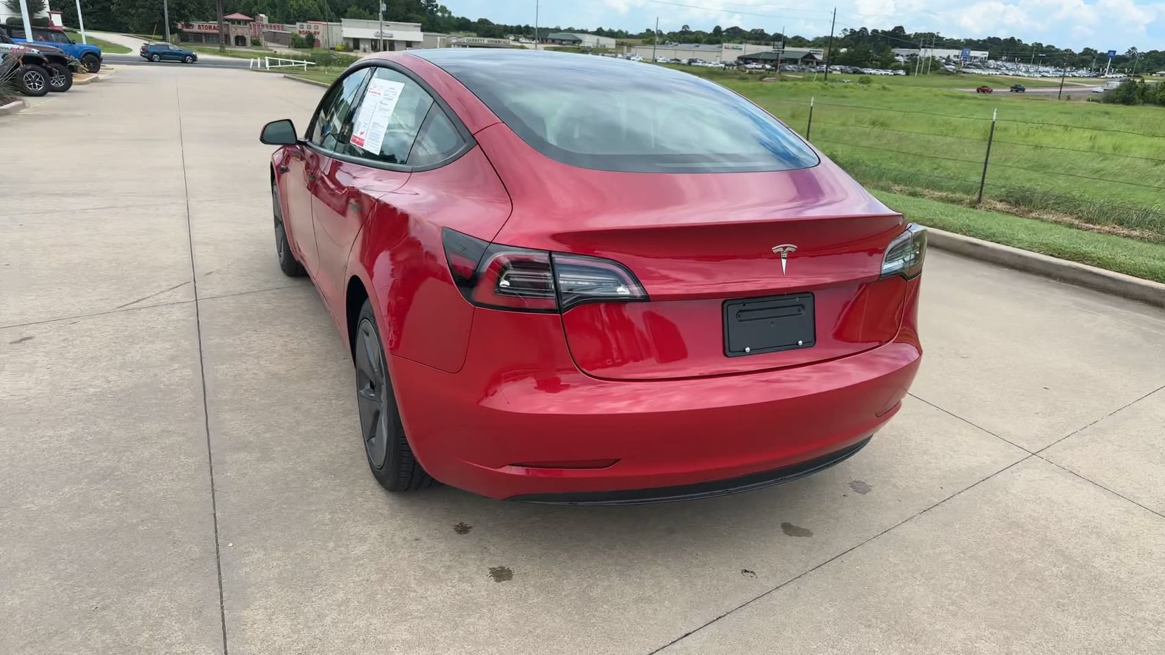 Used 2023 Tesla Model 3 Standard Range RWD image 7