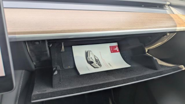 Used 2023 Tesla Model Y Long Range image 33