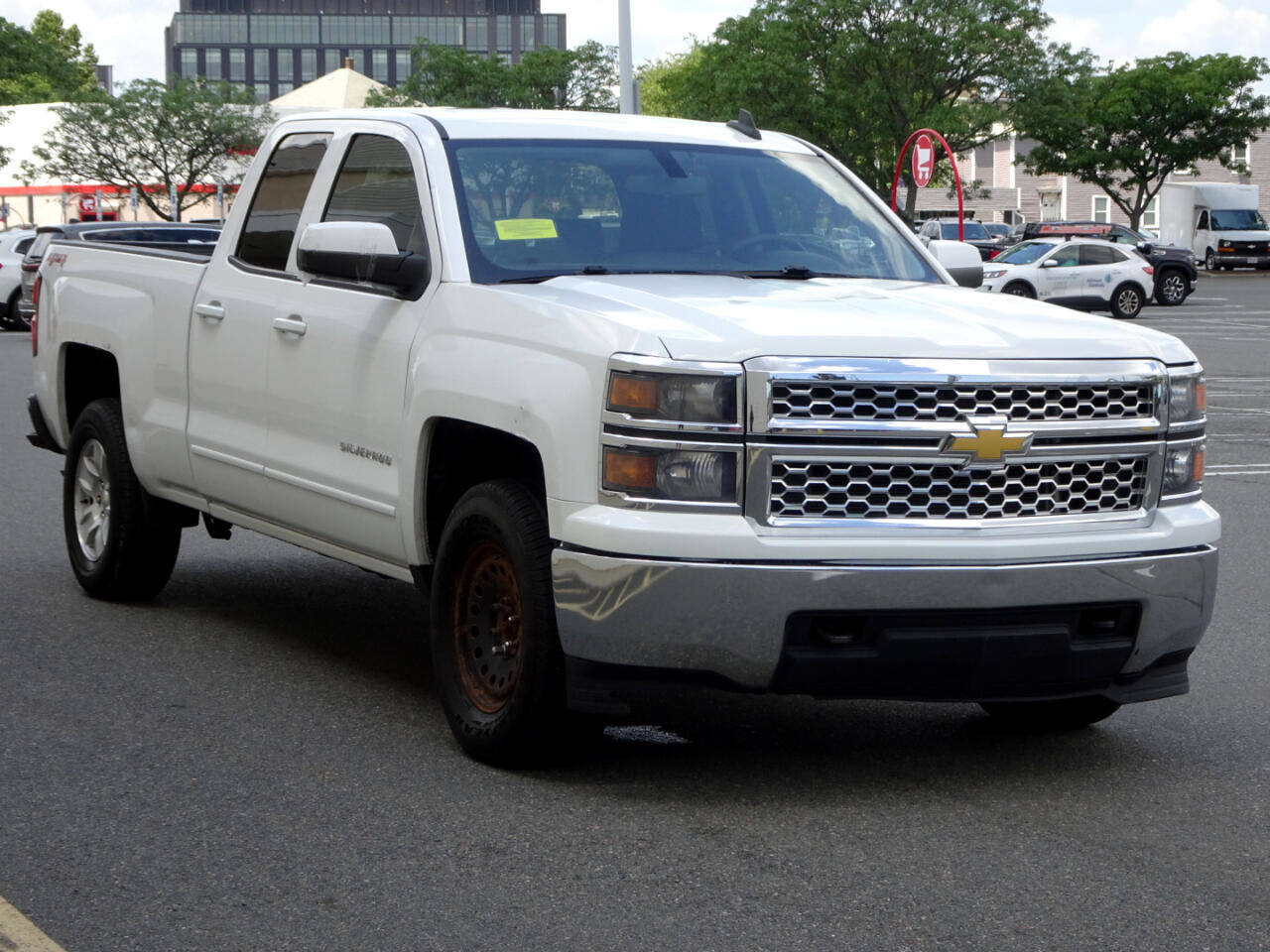 Used 2015 Chevrolet Silverado 1500 LT image 3